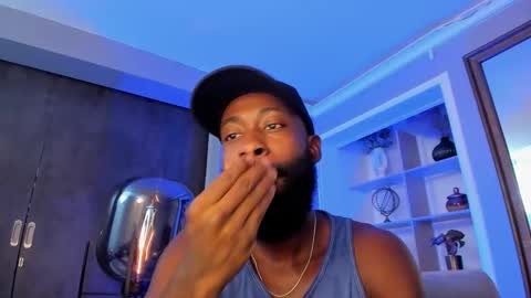 Snapshot of bastianrivas chatting on November 6, 2025, 12:17 pm Bastian. online show from November 6, 2025, 12:17 pm