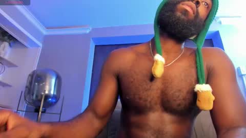 Snapshot of bastianrivas chatting on December 14, 2025, 8:20 am Bastian. online show from December 14, 2025, 8:20 am