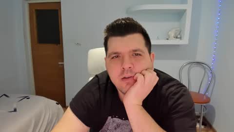 Snapshot of basystem8 chatting on January 6, 2025, 2:03 pm BASY online show from January 6, 2025, 2:03 pm
