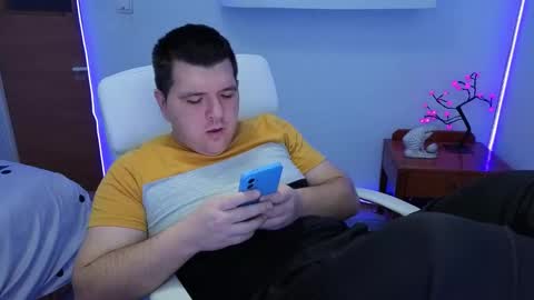 Snapshot of basystem8 chatting on October 6, 2025, 2:53 am BASY online show from October 6, 2025, 2:53 am