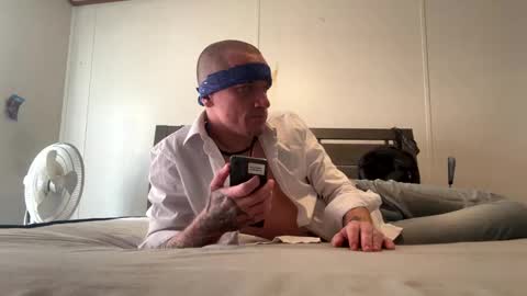 Snapshot of battlewolfxx chatting on January 8, 2025, 3:50 pm battlewolfxx online show from January 8, 2025, 3:50 pm