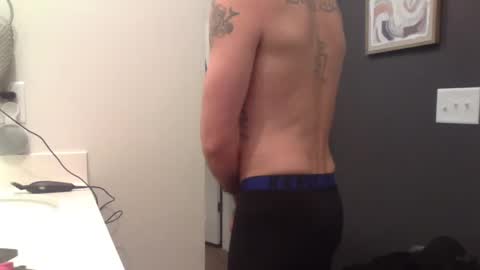 Snapshot of battlewolfxx chatting on February 20, 2025, 10:48 pm battlewolfxx online show from February 20, 2025, 10:48 pm