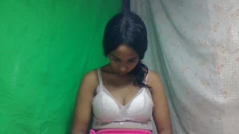 bavianona online show from November 30, 2025, 5:11 am