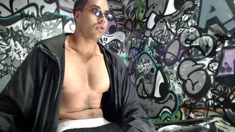 Snapshot of bbc_monster1 chatting on December 16, 2024, 12:16 pm Justin online show from December 16, 2024, 12:16 pm