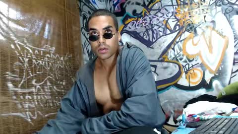 Snapshot of bbc_monster1 chatting on March 1, 2025, 3:38 pm Justin online show from March 1, 2025, 3:38 pm