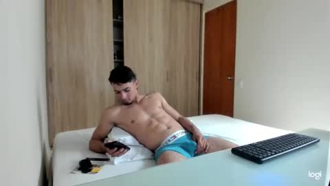 bbenboxer online show from November 19, 2025, 7:25 pm