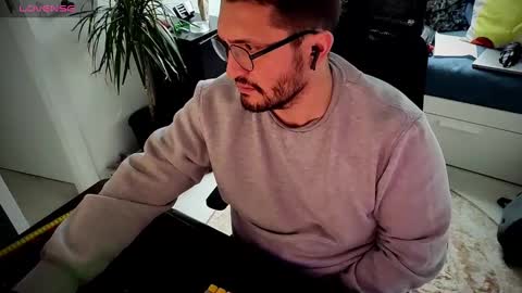 Snapshot of bbking1980 chatting on December 11, 2024, 1:06 pm CallMeDaddy online show from December 11, 2024, 1:06 pm