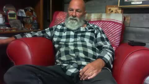 bbwlvr16 online show from October 4, 2025, 8:29 pm