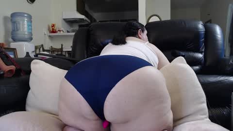 Snapshot of bbwmilfforcamfun chatting on September 22, 2025, 1:24 pm Julie online show from September 22, 2025, 1:24 pm