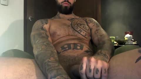 Snapshot of bby044 chatting on January 18, 2025, 10:28 am bby044 online show from January 18, 2025, 10:28 am