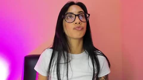 daniela villamizar online show from January 28, 2025, 6:28 pm