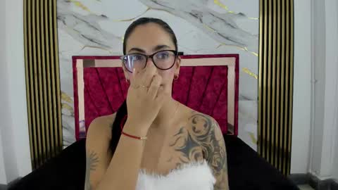 daniela villamizar online show from November 6, 2025, 2:07 pm