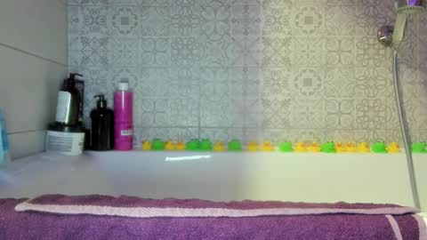Summer BABY online show from February 22, 2025, 5:02 pm