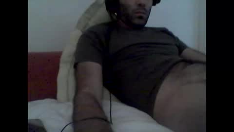 bear14250949 online show from December 5, 2025, 9:18 am