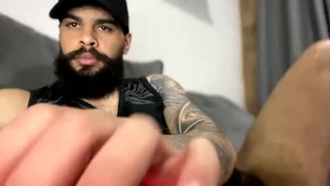 Snapshot of beardmax chatting on September 16, 2025, 6:58 am Min online show from September 16, 2025, 6:58 am