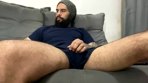 Snapshot of beardmax chatting on September 24, 2025, 5:22 am Min online show from September 24, 2025, 5:22 am