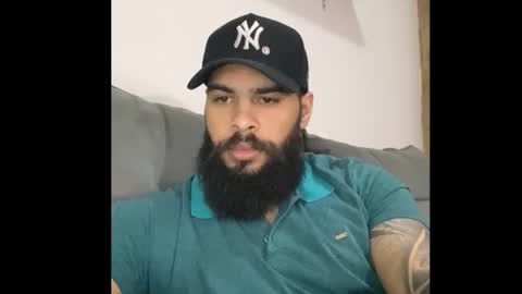 Snapshot of beardmax chatting on October 29, 2025, 5:53 am Min online show from October 29, 2025, 5:53 am