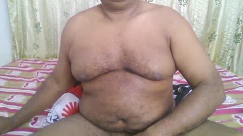 Snapshot of beargryzzly chatting on December 15, 2024, 7:42 pm Grizzly online show from December 15, 2024, 7:42 pm