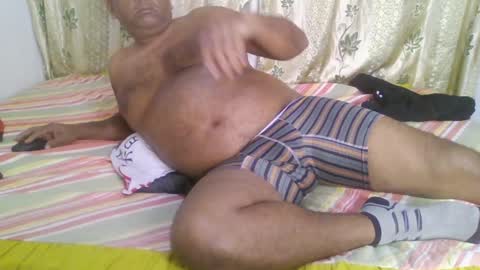 Snapshot of beargryzzly chatting on January 23, 2025, 3:26 am Grizzly online show from January 23, 2025, 3:26 am