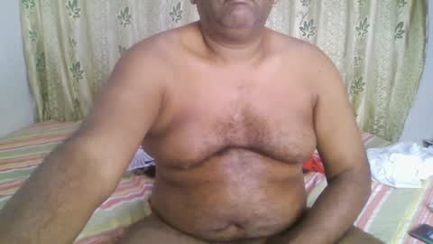 Snapshot of beargryzzly chatting on January 24, 2025, 5:11 pm Grizzly online show from January 24, 2025, 5:11 pm