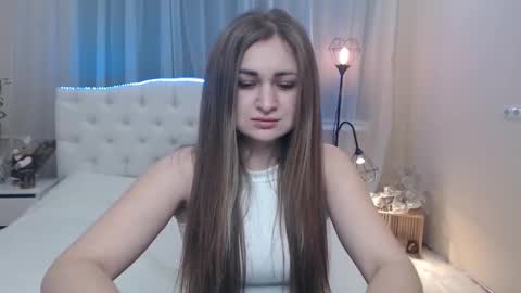 beataangel online show from February 7, 2025, 8:22 am