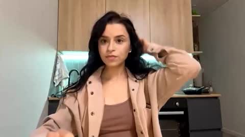 Katie online show from October 9, 2025, 9:51 am