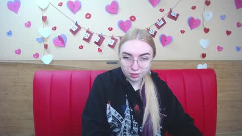 BeatriceFlyy online show from March 1, 2025, 6:13 am