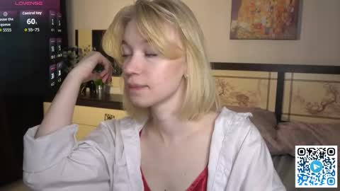 Beatrix or Triss3 online show from December 14, 2025, 7:18 pm