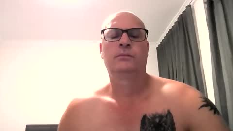 Snapshot of beatsboy87 chatting on February 12, 2025, 10:56 am beatsboy87 online show from February 12, 2025, 10:56 am
