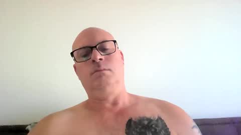 Snapshot of beatsboy87 chatting on February 15, 2025, 1:21 am beatsboy87 online show from February 15, 2025, 1:21 am