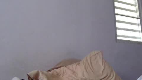 Snapshot of beautifukk chatting on December 28, 2024, 2:53 pm beautifukk online show from December 28, 2024, 2:53 pm