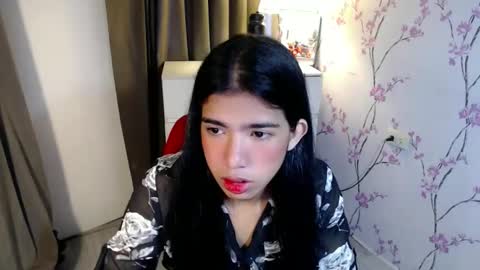 Snapshot of beautifultrixie chatting on December 15, 2025, 5:01 am TRIXIE online show from December 15, 2025, 5:01 am