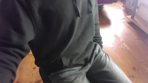 Snapshot of beautifulworld33 chatting on October 6, 2025, 10:02 am beautifulworld33 online show from October 6, 2025, 10:02 am