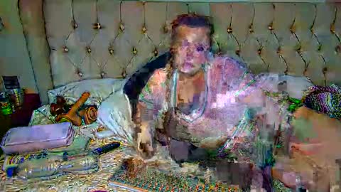 Snapshot of beauty4agent chatting on December 3, 2024, 10:28 am beauty4agent online show from December 3, 2024, 10:28 am