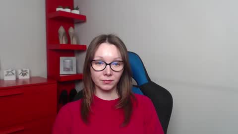 Zoe online show from February 17, 2025, 1:32 pm