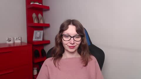 Zoe online show from March 10, 2025, 6:27 am