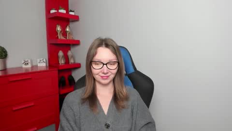 Zoe online show from October 15, 2025, 5:40 am