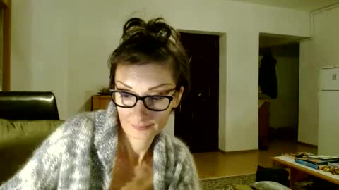 Snapshot of bebacksooon chatting on December 22, 2024, 6:26 pm Raluca online show from December 22, 2024, 6:26 pm