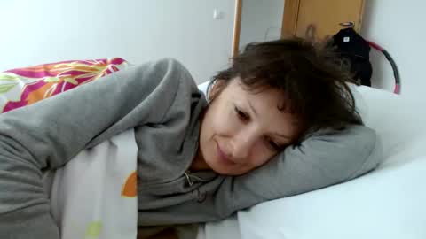 Snapshot of bebacksooon chatting on January 13, 2025, 11:08 am Raluca online show from January 13, 2025, 11:08 am