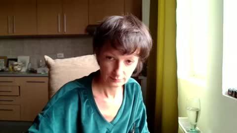 Snapshot of bebacksooon chatting on September 26, 2025, 9:13 am Raluca online show from September 26, 2025, 9:13 am