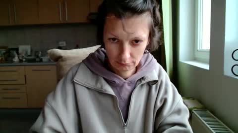 Snapshot of bebacksooon chatting on November 8, 2025, 1:55 pm Raluca online show from November 8, 2025, 1:55 pm