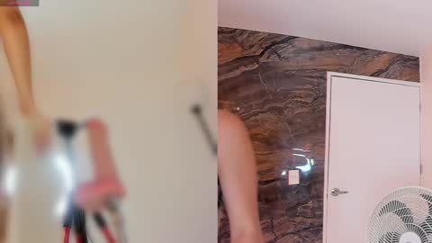 Snapshot of beca_winn chatting on November 26, 2025, 12:06 pm beca online show from November 26, 2025, 12:06 pm