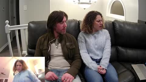 Bedroom king and queen online show from February 21, 2025, 2:06 am