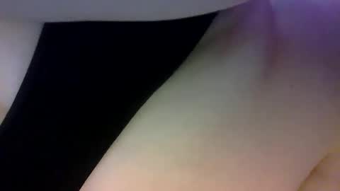 Snapshot of beeinmedeep chatting on January 9, 2025, 2:40 pm beeinmedeep online show from January 9, 2025, 2:40 pm