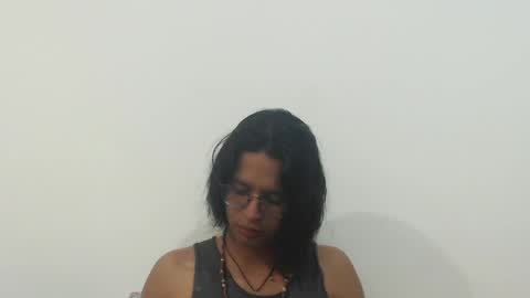 Snapshot of beentage chatting on December 3, 2024, 3:41 am Alex online show from December 3, 2024, 3:41 am