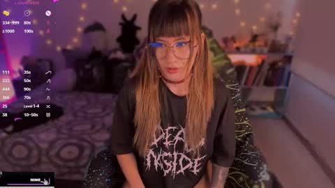       online show from September 12, 2025, 8:53 pm