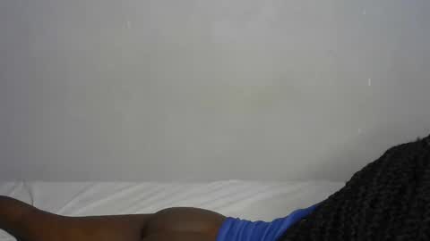 beib_love online show from December 5, 2024, 3:26 am