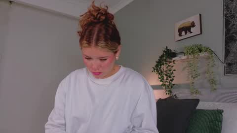 Snapshot of belamiller chatting on October 16, 2025, 11:44 am BELA online show from October 16, 2025, 11:44 am