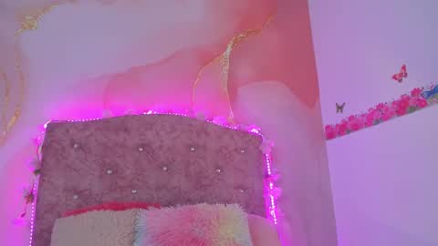 Melanie  online show from February 13, 2025, 6:48 pm