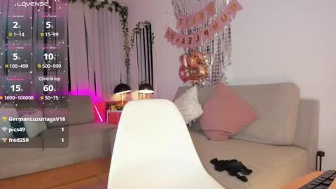 Snapshot of bella_es chatting on March 2, 2025, 2:30 am Onlyfans isa bella 23 online show from March 2, 2025, 2:30 am